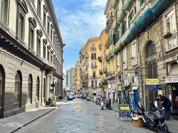 appartamento in vendita a Napoli