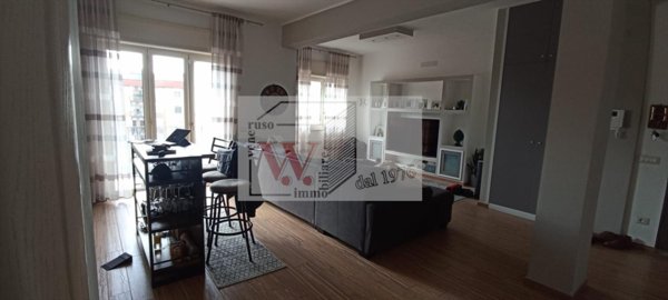 appartamento in vendita a Napoli in zona Arenella