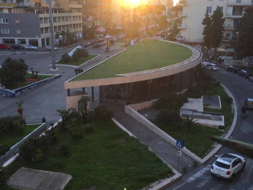appartamento in vendita a Napoli in zona Fuorigrotta