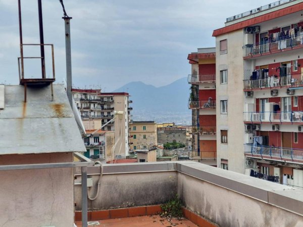 appartamento in vendita a Napoli in zona Avvocata