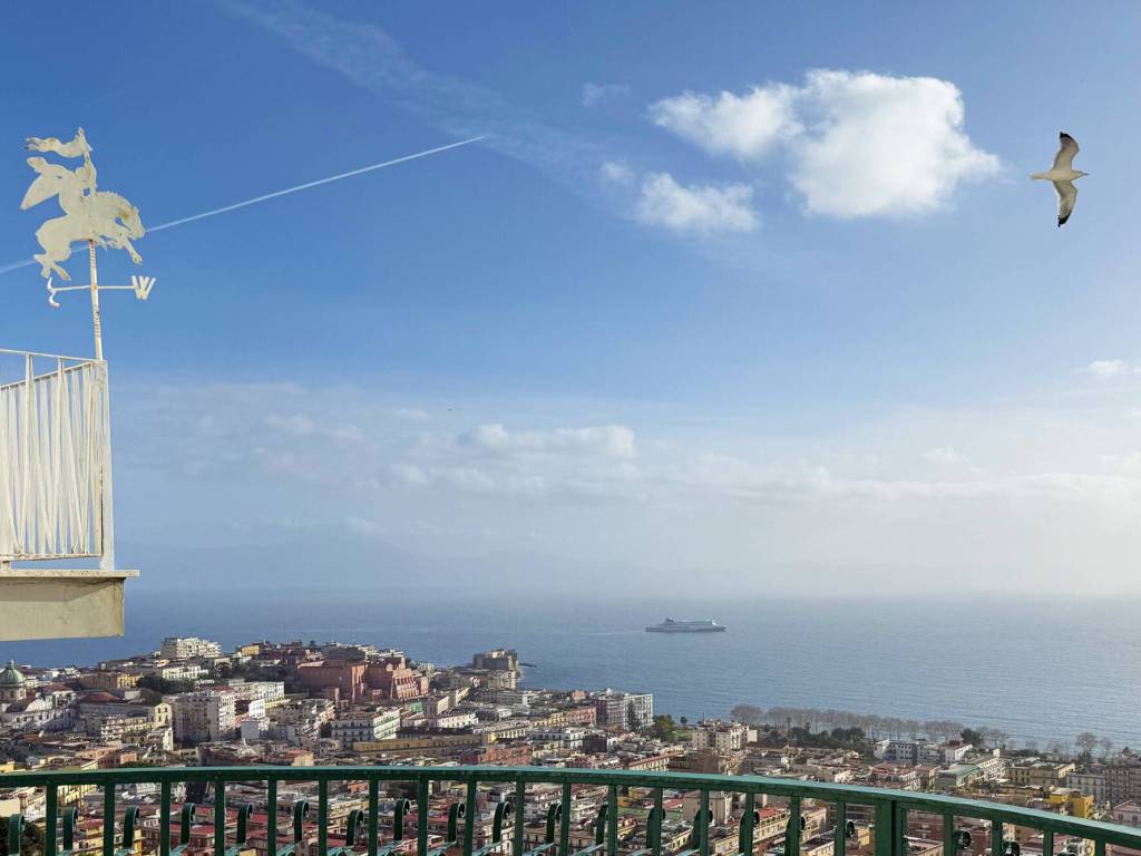 appartamento in vendita a Napoli in zona Vomero