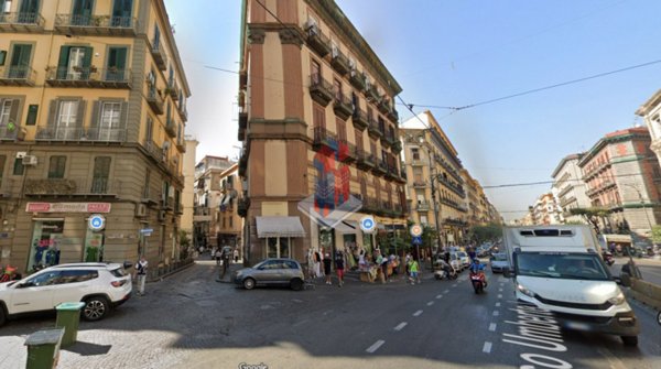 appartamento in vendita a Napoli in zona Mercato