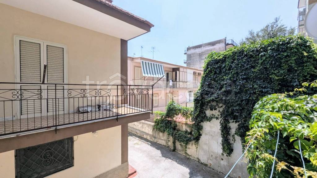 appartamento in vendita a Napoli in zona Fuorigrotta