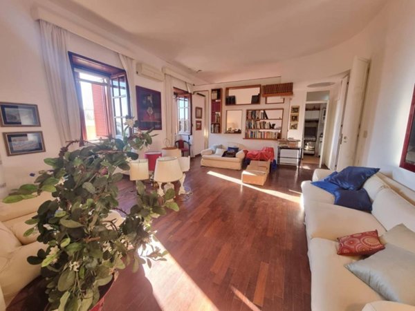 appartamento in vendita a Napoli in zona Posillipo