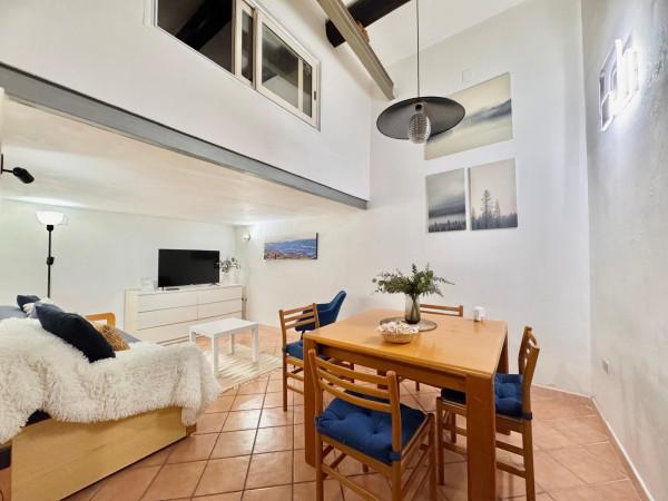 appartamento in vendita a Napoli in zona Stella