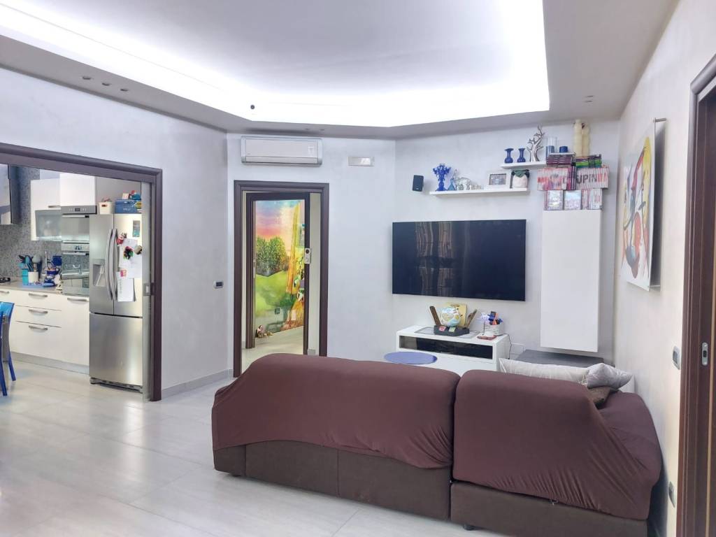 appartamento in vendita a Napoli in zona Pianura