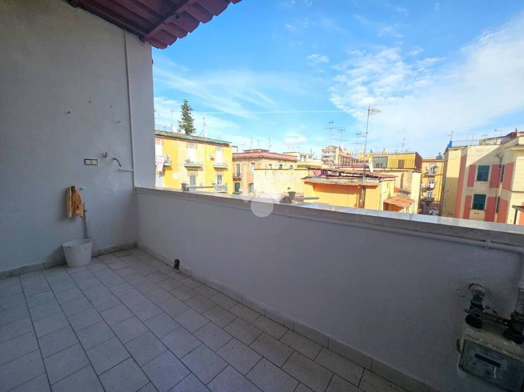 appartamento in vendita a Napoli in zona Bagnoli