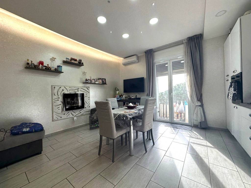 appartamento in vendita a Napoli