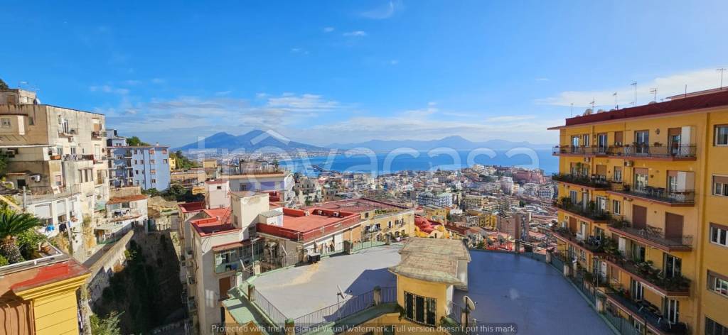 appartamento in vendita a Napoli in zona Vomero