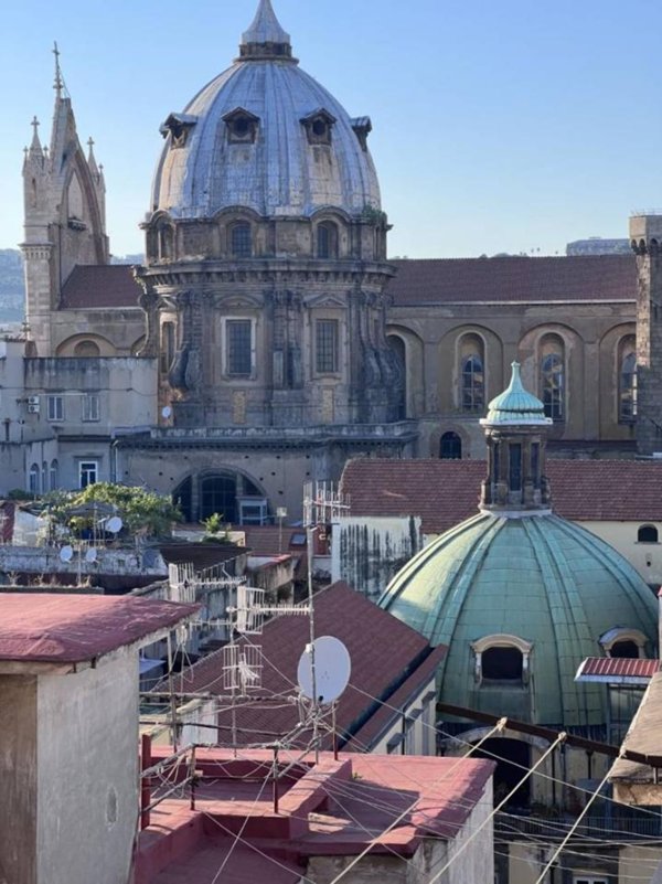 appartamento in vendita a Napoli in zona Pendino / San Giuseppe