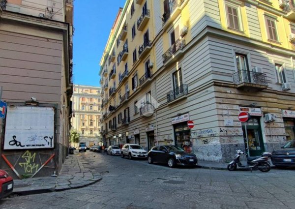 appartamento in vendita a Napoli
