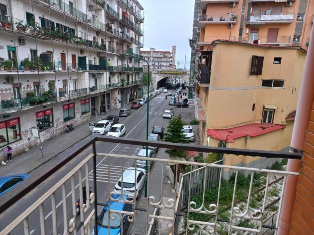 appartamento in vendita a Napoli in zona Fuorigrotta