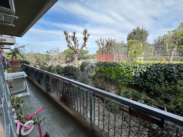 appartamento in vendita a Napoli in zona Posillipo