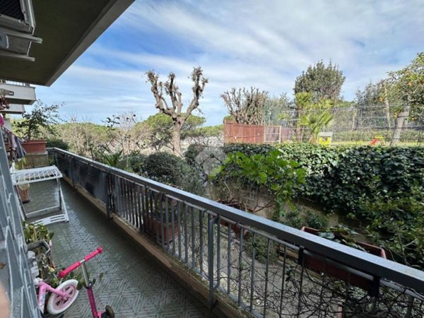 appartamento in vendita a Napoli in zona Posillipo
