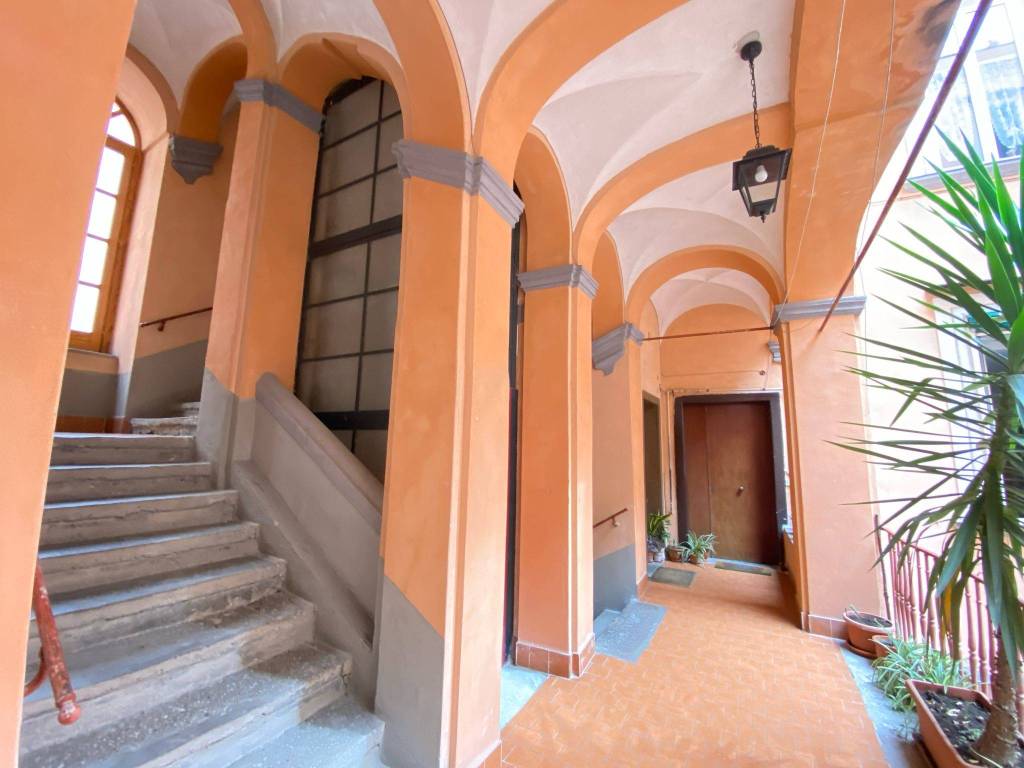 appartamento in vendita a Napoli in zona Stella