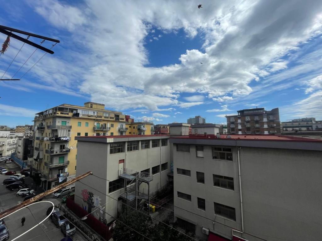 appartamento in vendita a Napoli in zona Pendino / San Giuseppe