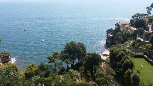 casa indipendente in vendita a Napoli in zona Posillipo