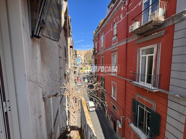 appartamento in vendita a Napoli in zona Stella