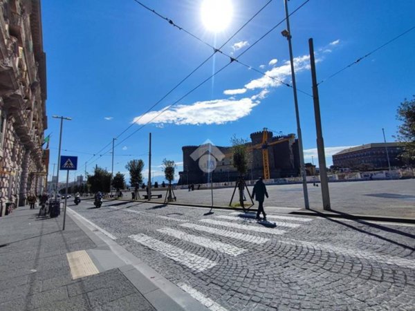 appartamento in vendita a Napoli in zona Porto