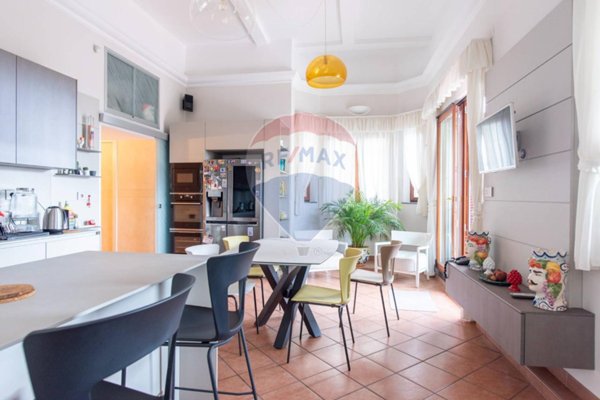 appartamento in vendita a Napoli in zona Vomero