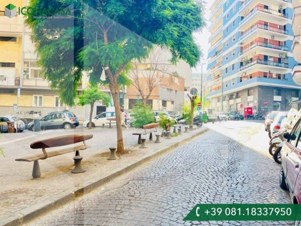 appartamento in vendita a Napoli in zona Arenella