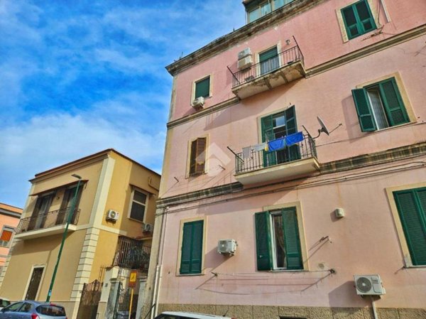 appartamento in vendita a Napoli in zona Bagnoli