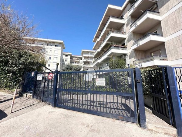 appartamento in vendita a Napoli in zona Arenella