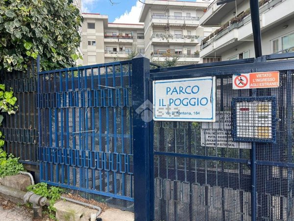 appartamento in vendita a Napoli in zona Arenella