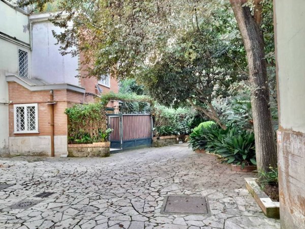 casa indipendente in vendita a Napoli in zona Posillipo