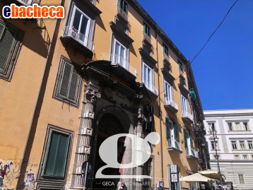 ufficio in vendita a Napoli in zona Capodimonte / Colli Aminei