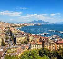 negozio in vendita a Napoli in zona Chiaia