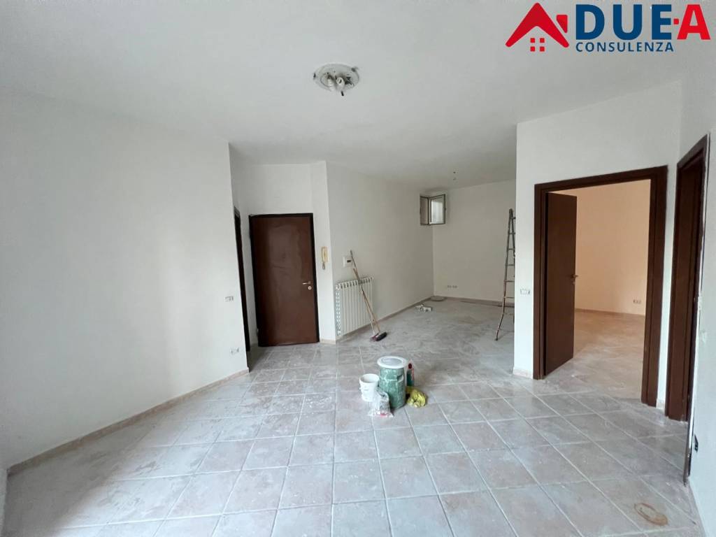 intera palazzina in vendita a Napoli in zona Chiaiano