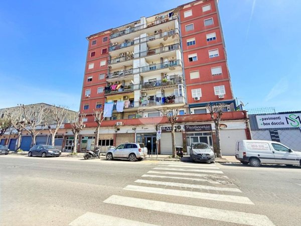 appartamento in vendita a Napoli in zona Barra