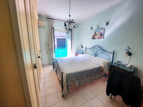 appartamento in vendita a Napoli in zona Bagnoli