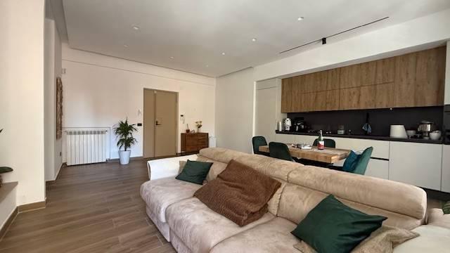 appartamento in vendita a Napoli in zona Bagnoli
