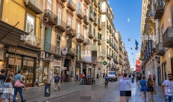 appartamento in vendita a Napoli