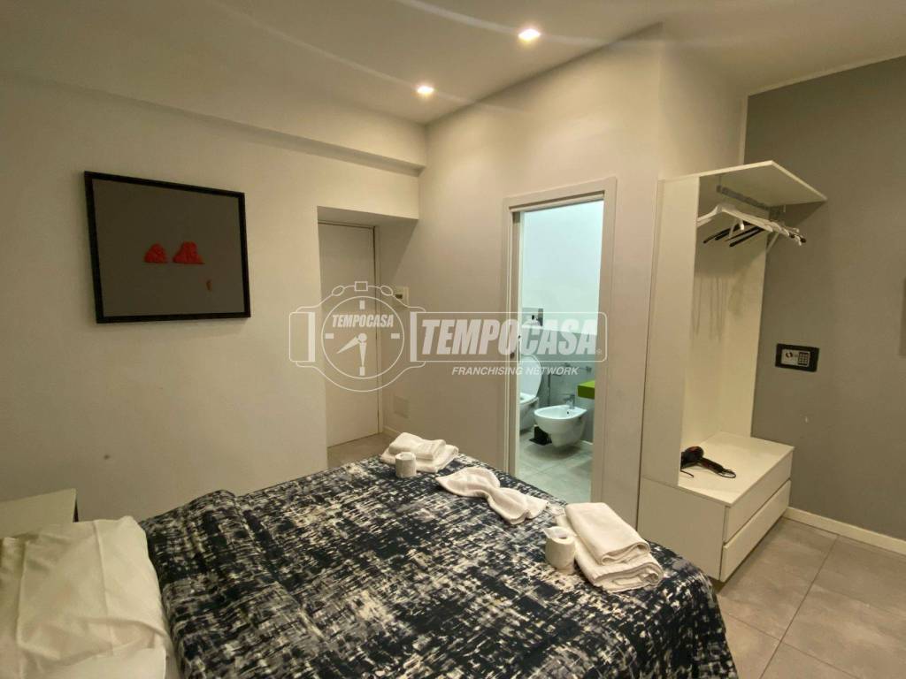 appartamento in vendita a Napoli in zona Stella