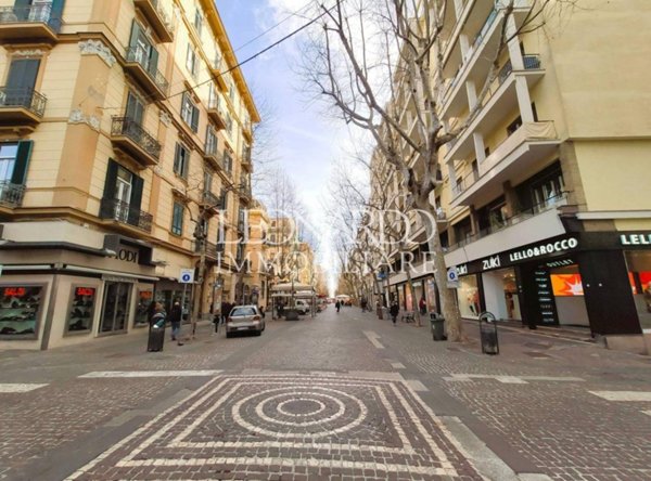 appartamento in vendita a Napoli in zona Vomero