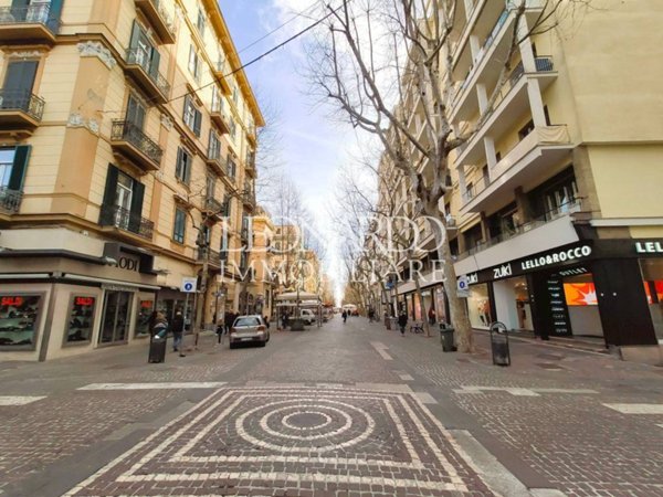 appartamento in vendita a Napoli in zona Vomero