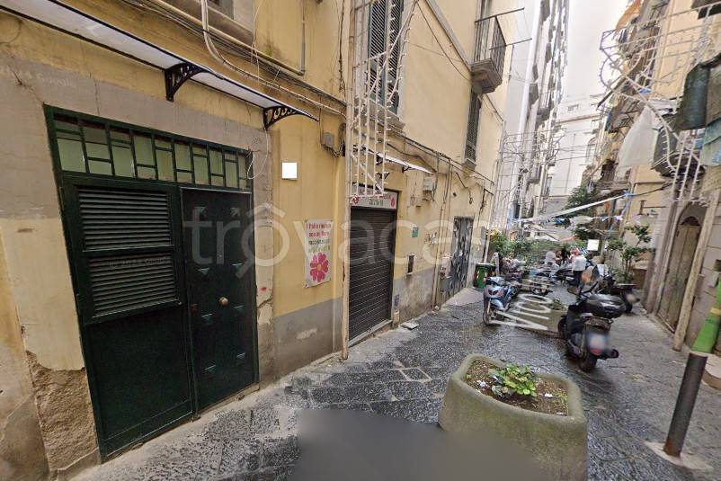 appartamento in vendita a Napoli in zona Stella