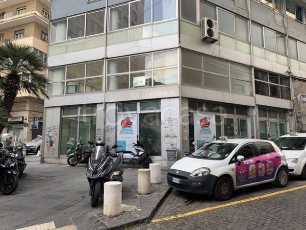trivano in vendita a Napoli in zona Montecalvario