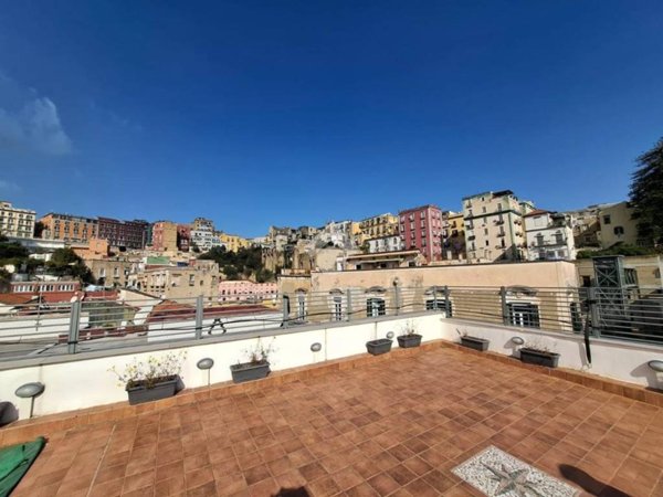 appartamento in vendita a Napoli