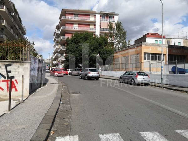 monolocale in vendita a Napoli in zona Bagnoli