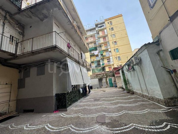appartamento in vendita a Napoli in zona Fuorigrotta