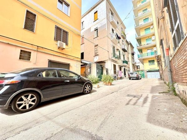 appartamento in vendita a Napoli in zona Bagnoli