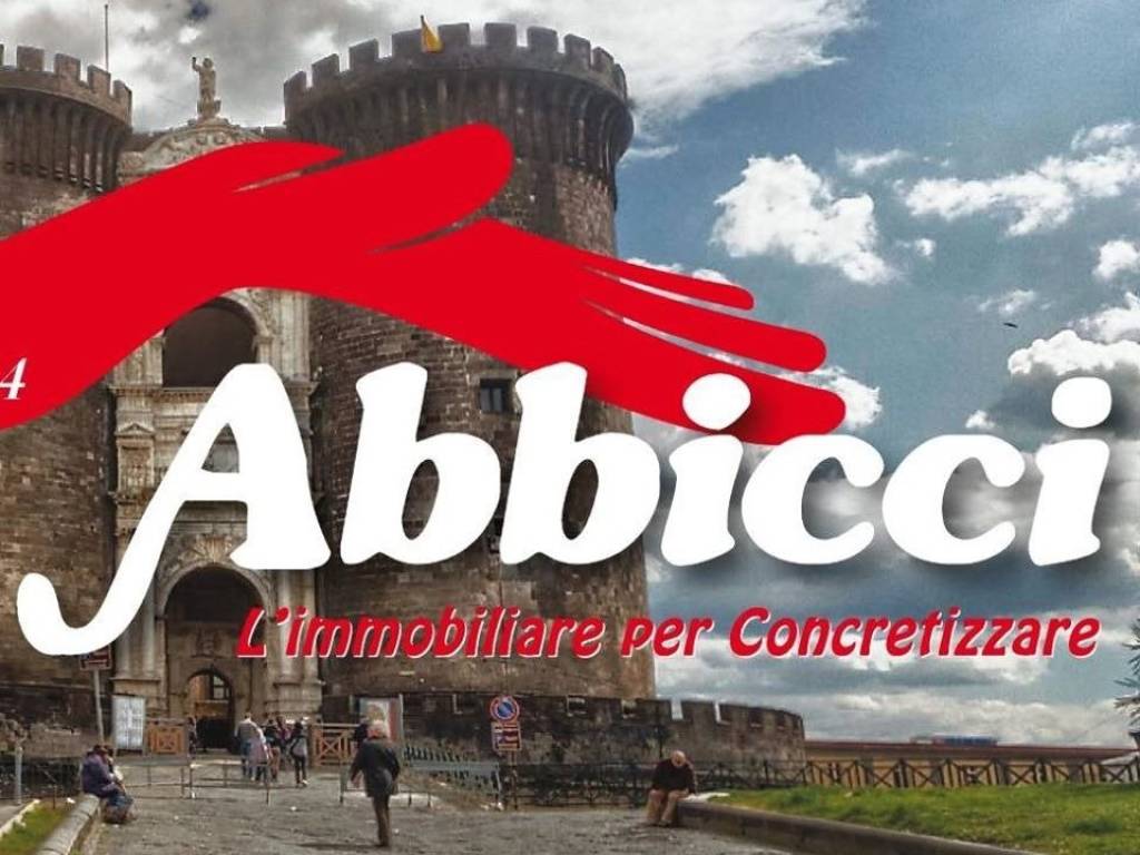 locale commerciale in vendita a Napoli