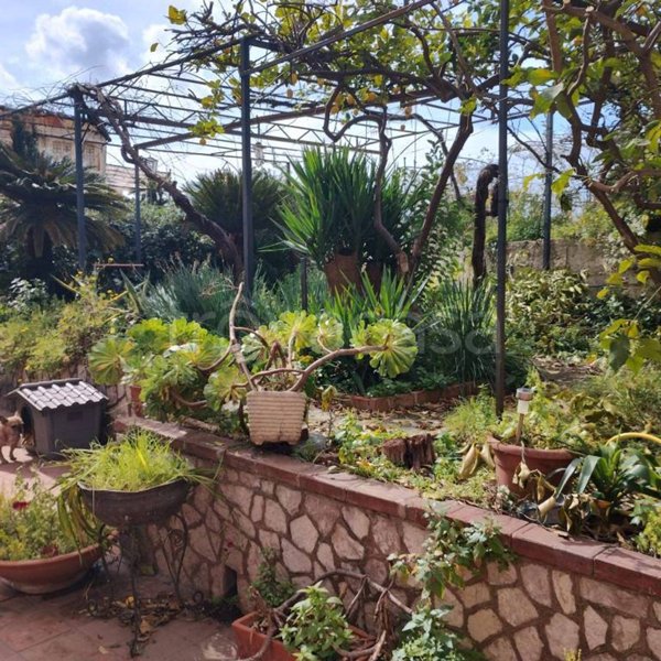 appartamento in vendita a Napoli in zona Vomero