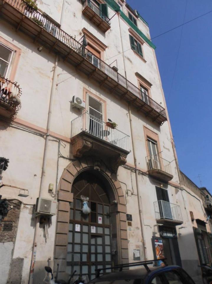 appartamento in vendita a Napoli in zona Arenella