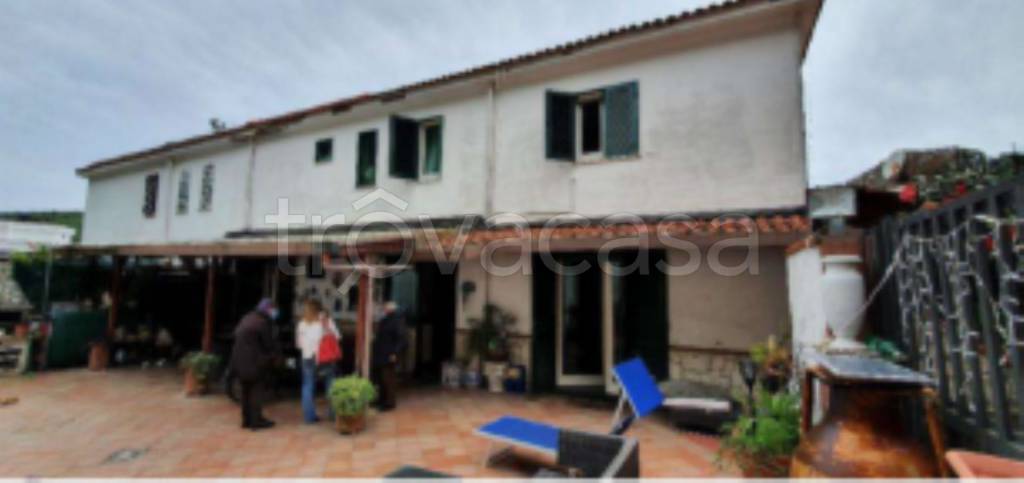 appartamento in vendita a Napoli in zona Bagnoli