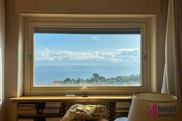 appartamento in vendita a Napoli in zona Posillipo